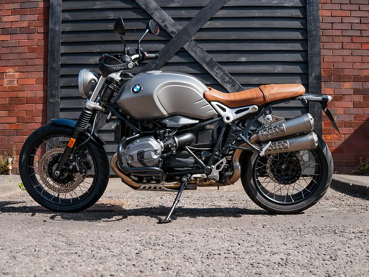 Used 2018 BMW Motorrad R Ninet Scrambler Monolith Metallic Matt - Interior and Exterior details 15