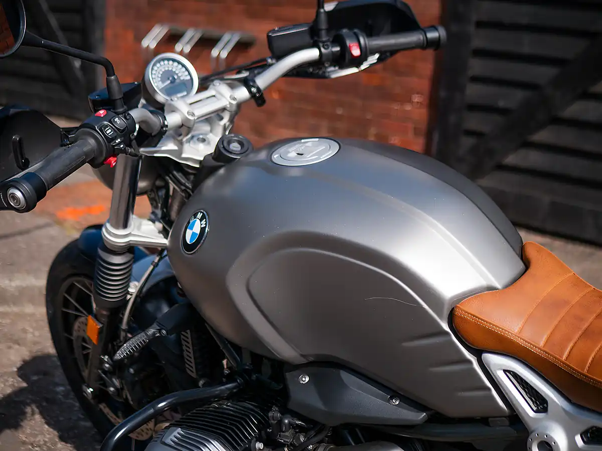 Used 2018 BMW Motorrad R Ninet Scrambler Monolith Metallic Matt - Interior and Exterior details 18