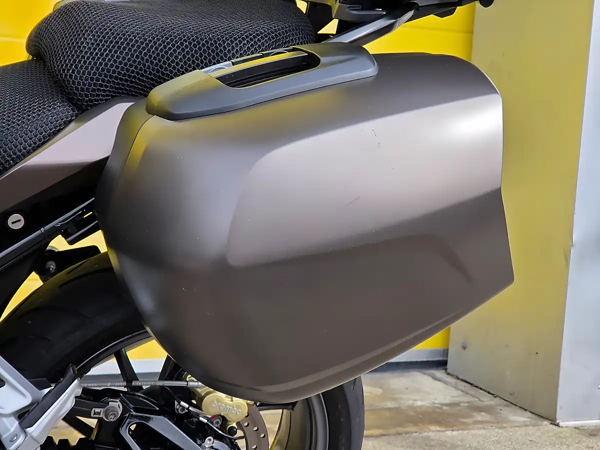 Used 2018 BMW R 1200 RS Sport Se Bronze - Interior and Exterior details 17