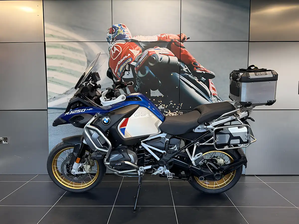 Used 2018 BMW R1250gs Adv Te Blue and White - Interior and Exterior details 11
