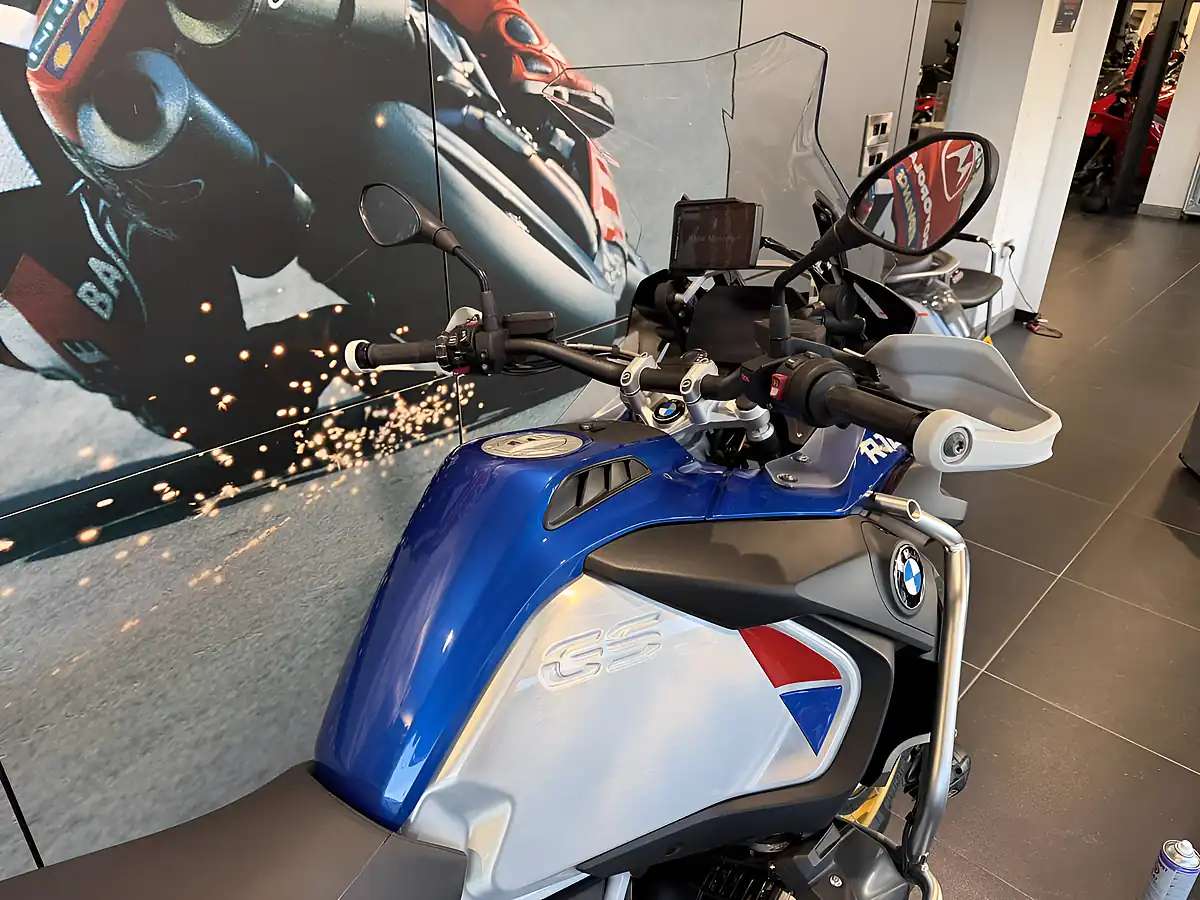 Used 2018 BMW R1250gs Adv Te Blue and White - Interior and Exterior details 8