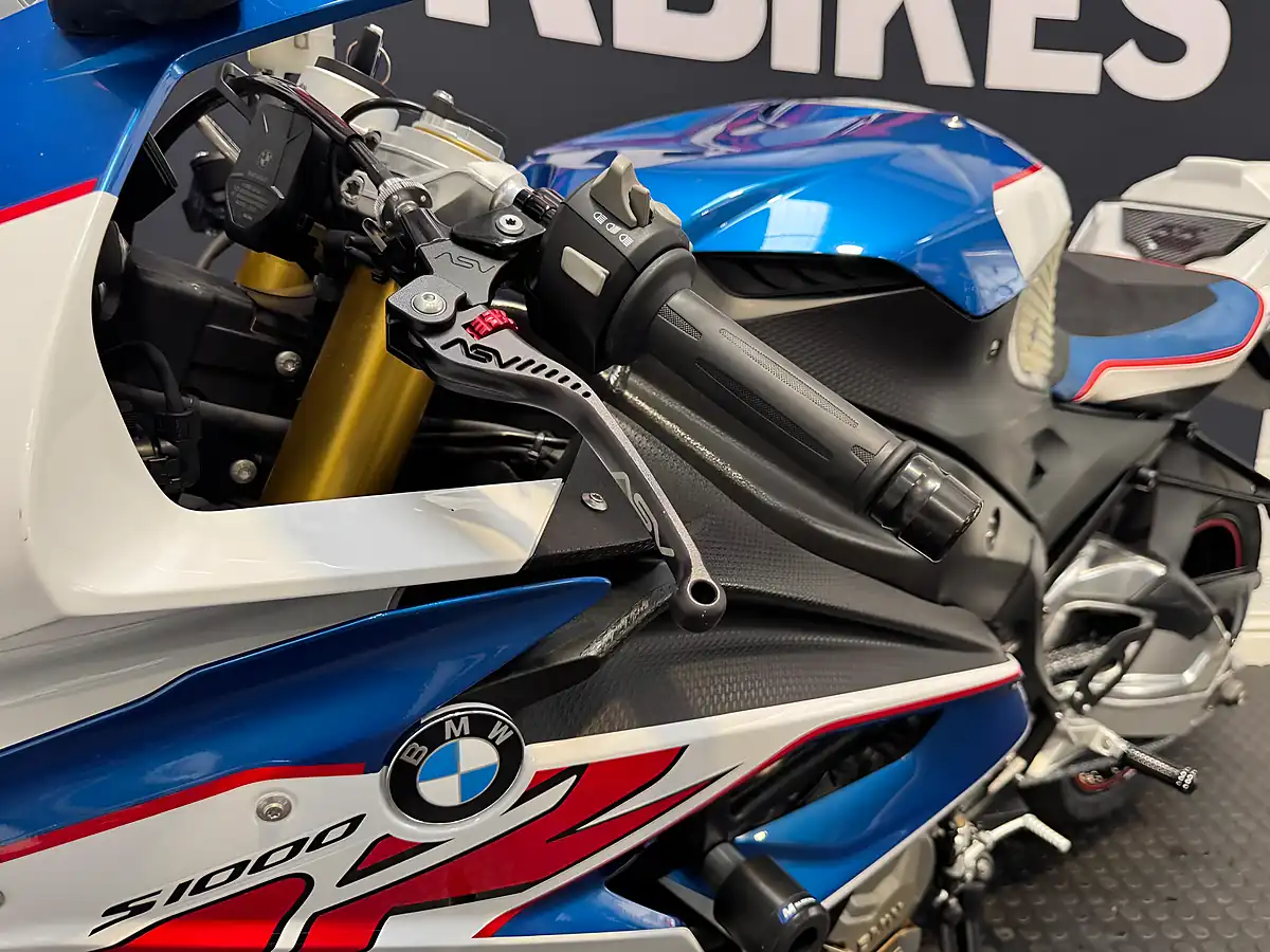 Used 2018 BMW S 1000 Rr - Interior and Exterior details 17