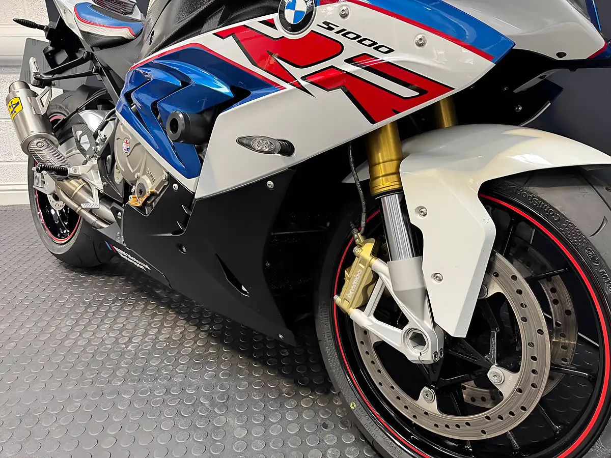 Used 2018 BMW S 1000 Rr - Interior and Exterior details 8