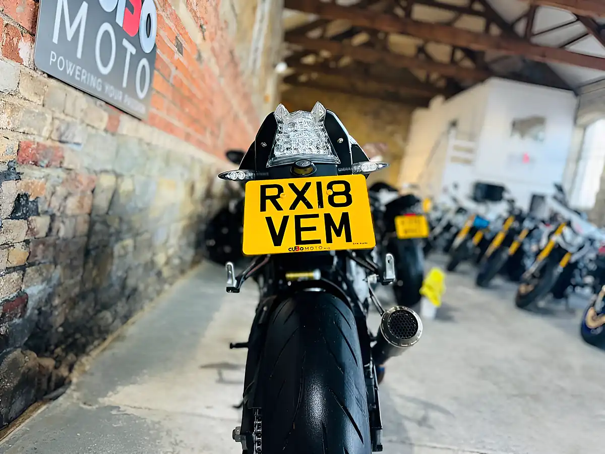 Used 2018 BMW S 1000 Rr Sport Black - Interior and Exterior details 17