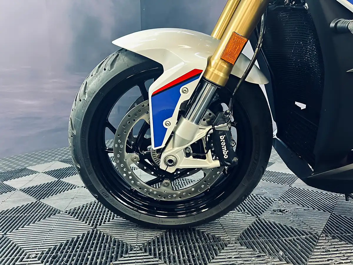 Used 2018 BMW S 1000 XR Sport Se - Interior and Exterior details 16