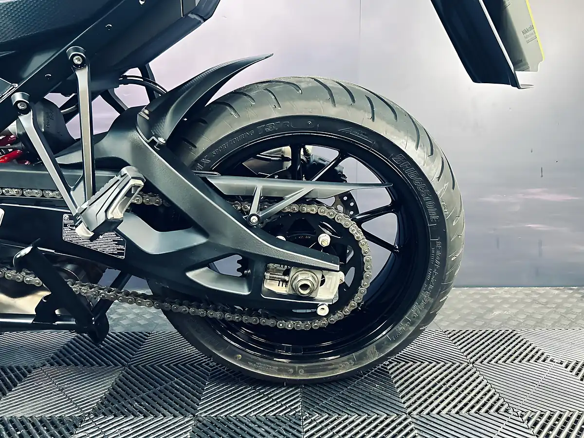 Used 2018 BMW S 1000 XR Sport Se - Interior and Exterior details 18