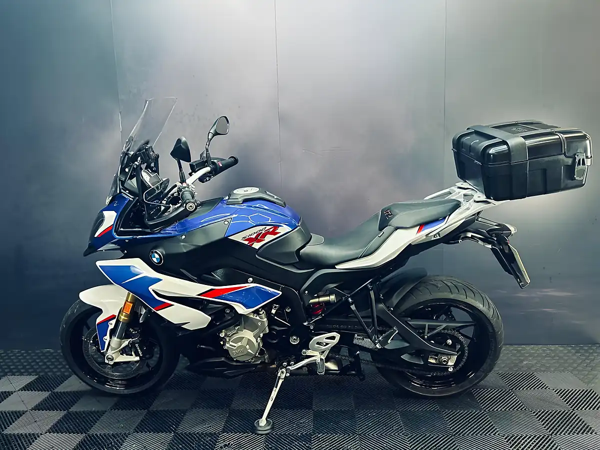 Used 2018 BMW S 1000 XR Sport Se - Interior and Exterior details 3