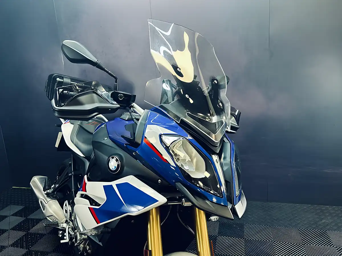 Used 2018 BMW S 1000 XR Sport Se - Interior and Exterior details 7