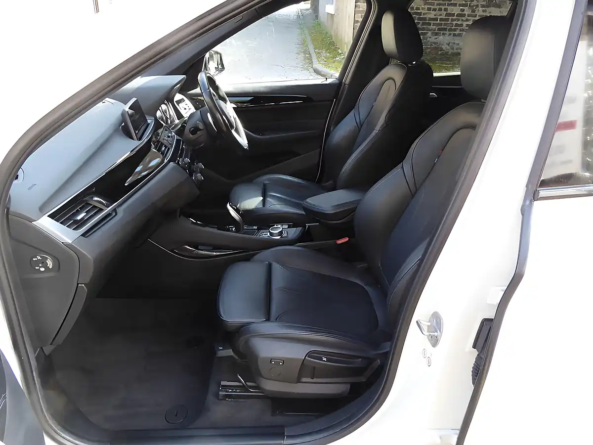Used 2018 BMW X1 M Sport White - Interior and Exterior details 10