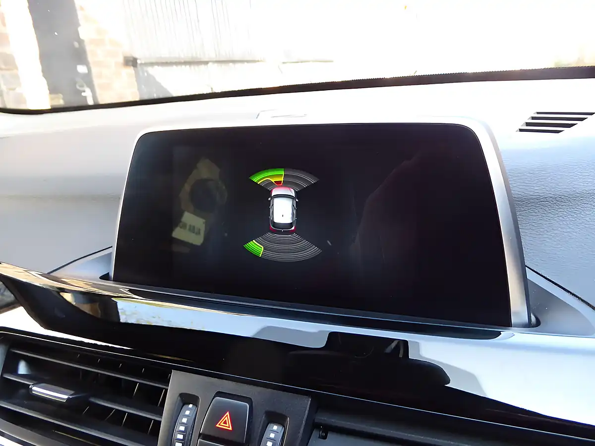Used 2018 BMW X1 M Sport White - Interior and Exterior details 16