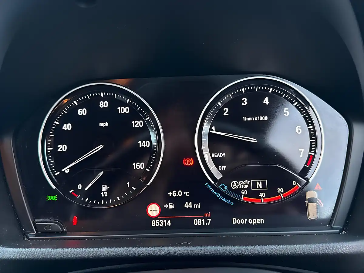 Used 2018 BMW X1 Se Black - Interior and Exterior details 4