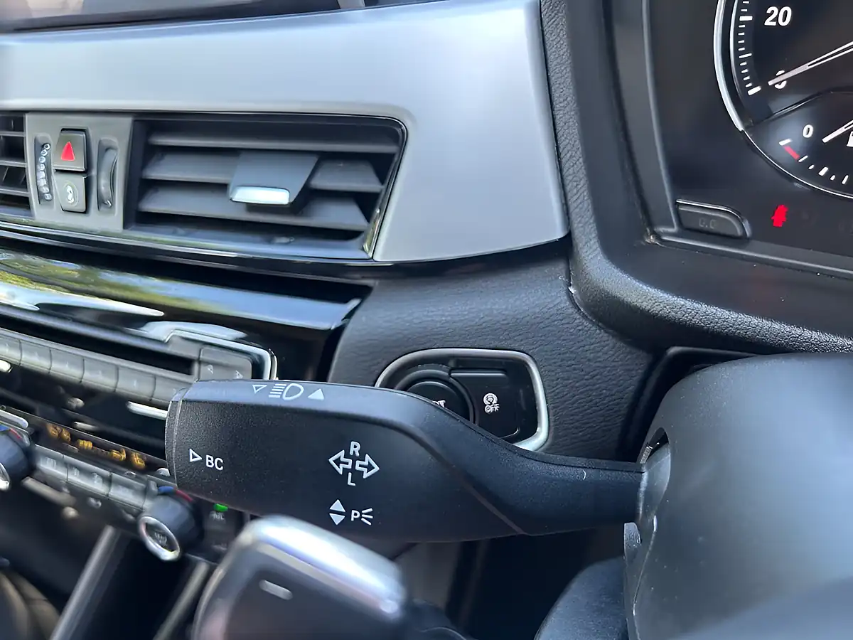 Used 2018 BMW X1 Se Orange - Interior and Exterior details 20