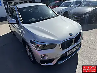 Used 2018 BMW X1 Sport Glacier Silver - Interior and Exterior details 6