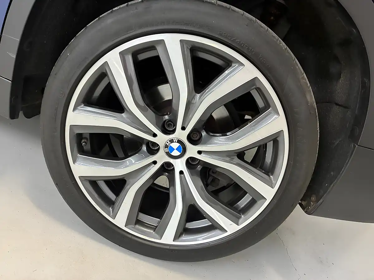 Used 2018 BMW X1 Xline Blue - Interior and Exterior details 8