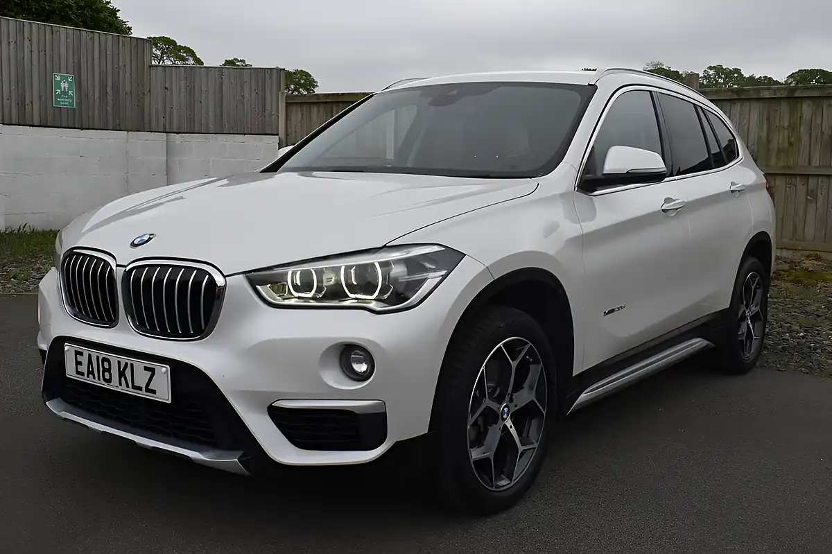 Used 2018 BMW X1 Xline Mineral White - Interior and Exterior details 3