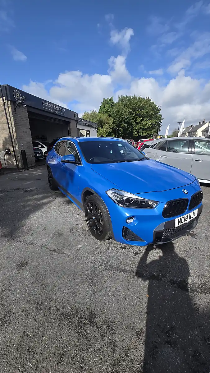 Used 2018 BMW X2 Blue - Front View