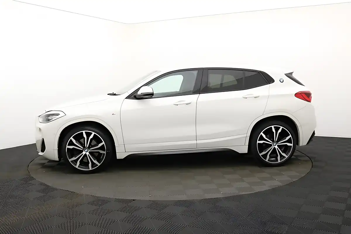 Used 2018 BMW X2 M Sport White - Interior and Exterior details 7