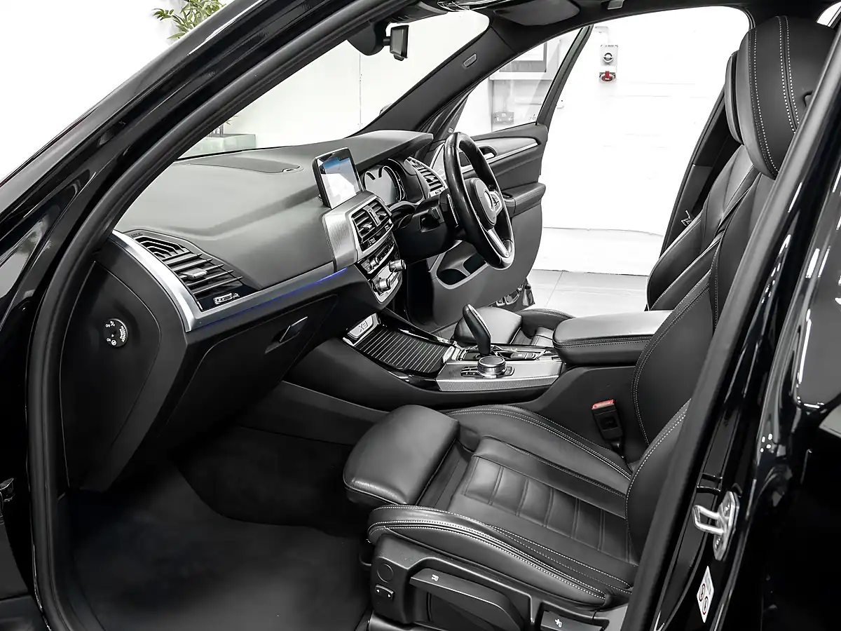 Used 2018 BMW X3 M Sport Black - Interior and Exterior details 15