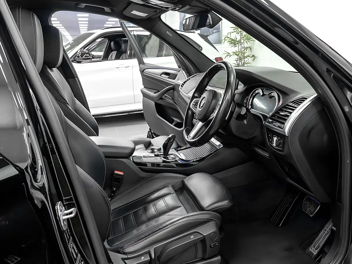 Used 2018 BMW X3 M Sport Black - Interior and Exterior details 13