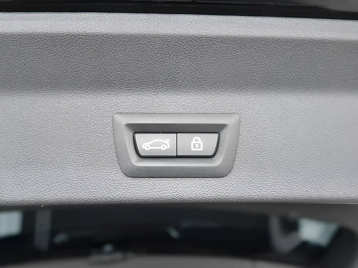 Used 2018 BMW X3 M Sport Black - Interior and Exterior details 19