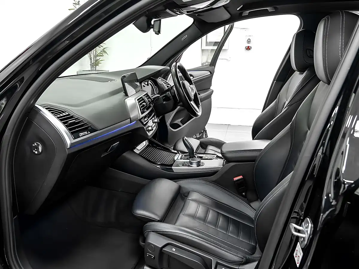 Used 2018 BMW X3 M Sport Black Sapphire - Interior and Exterior details 11