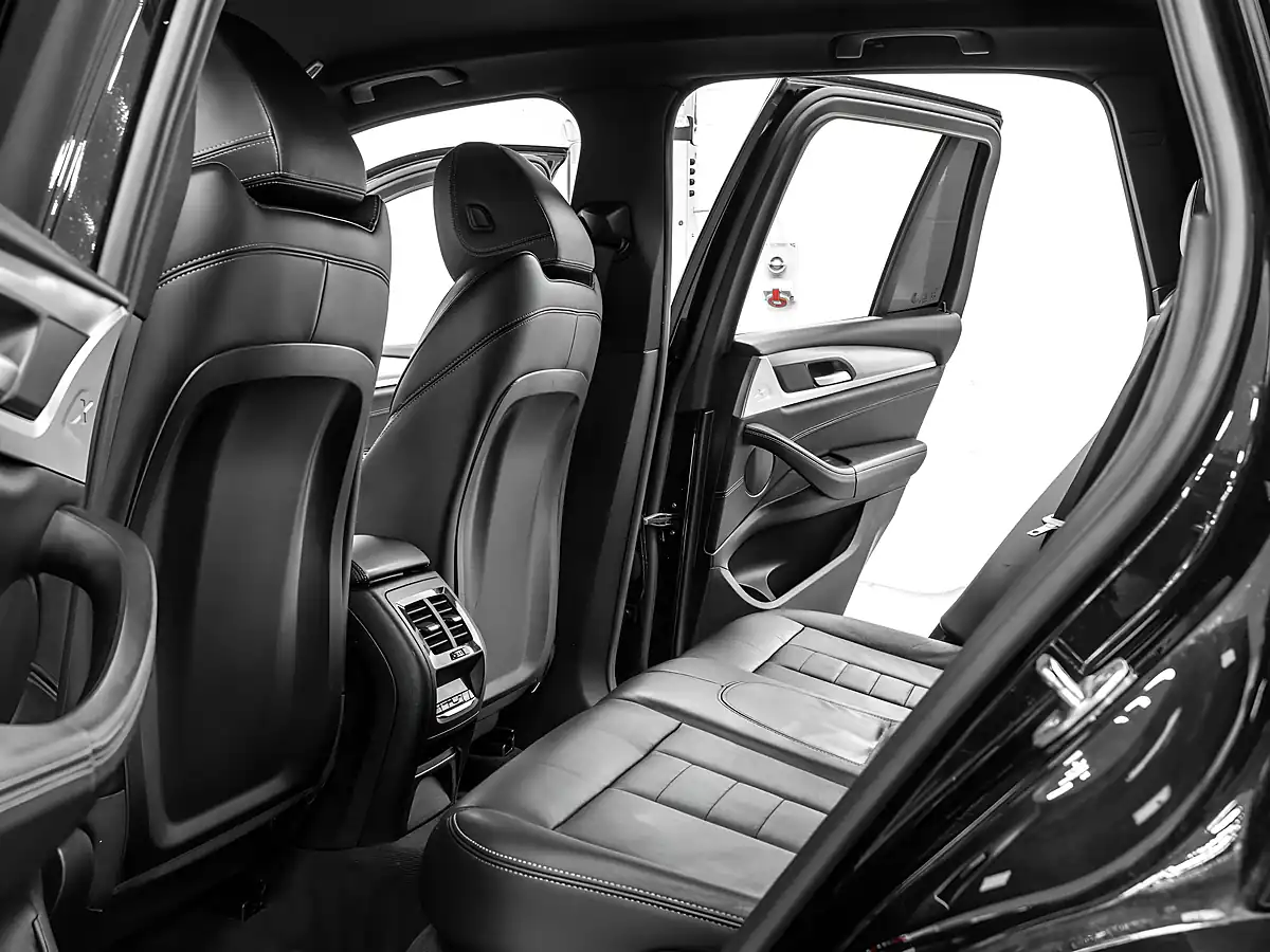 Used 2018 BMW X3 M Sport Black Sapphire - Interior and Exterior details 15