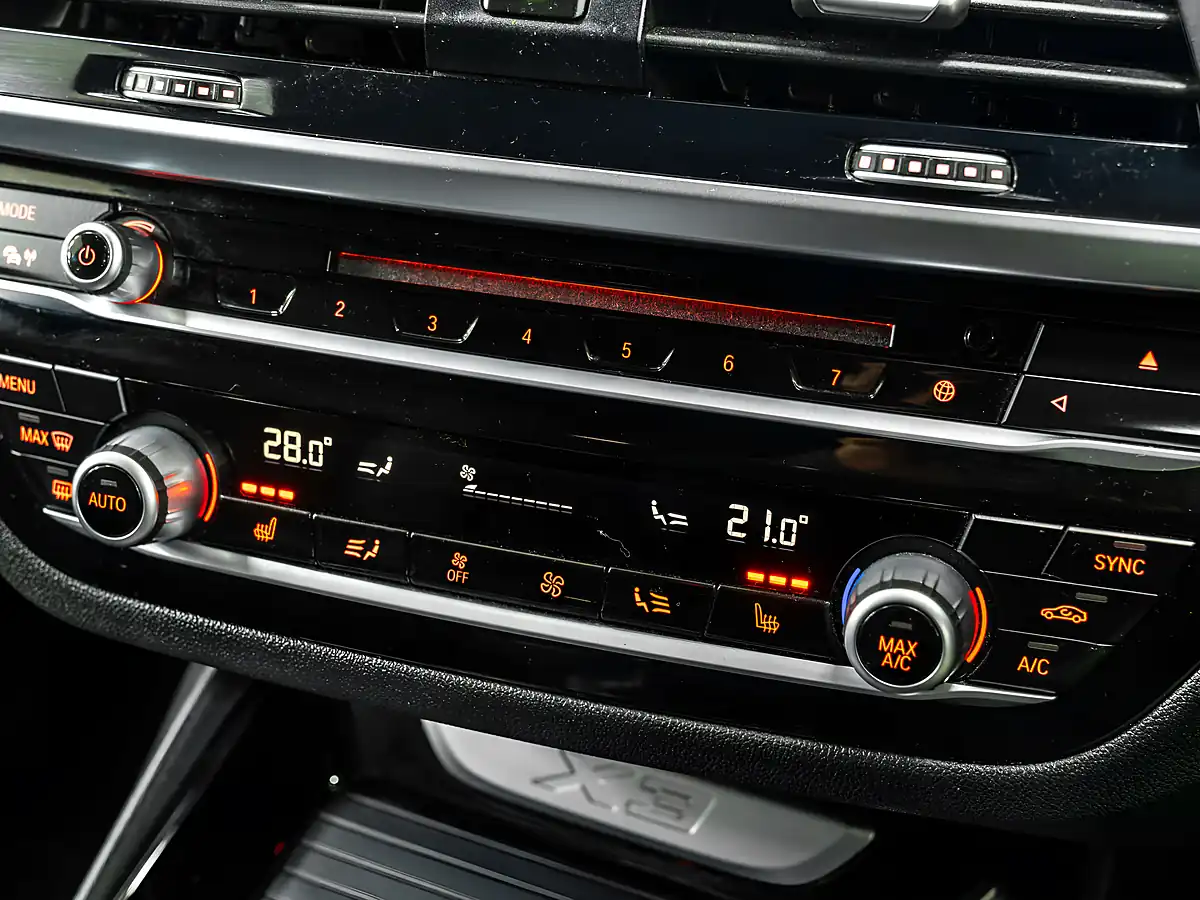 Used 2018 BMW X3 M Sport Black Sapphire - Interior and Exterior details 19
