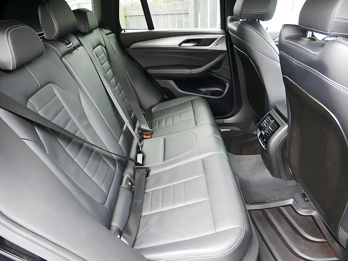 Used 2018 BMW X3 M Sport Black Sapphire - Interior and Exterior details 18