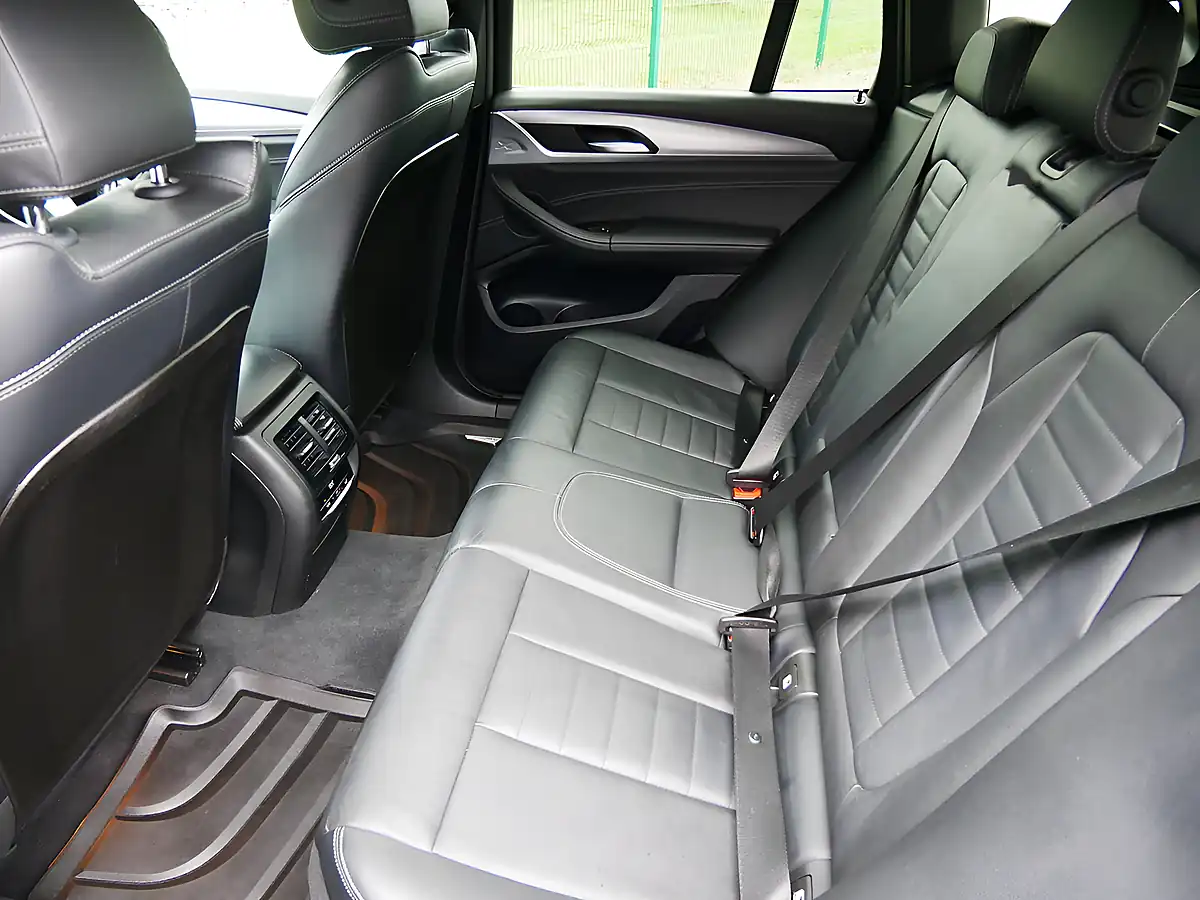 Used 2018 BMW X3 M Sport Black Sapphire - Interior and Exterior details 19
