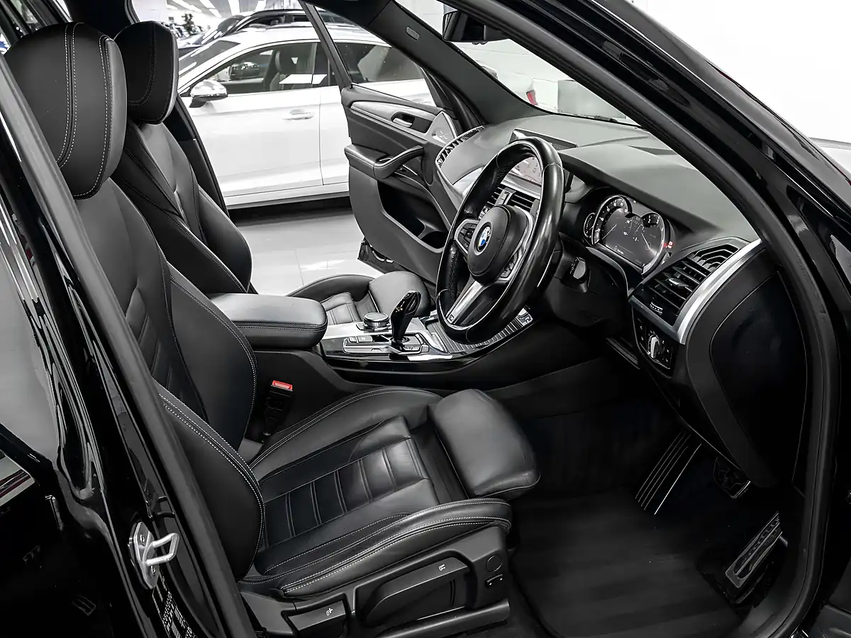 Used 2018 BMW X3 M Sport Black Sapphire Metallic - Interior and Exterior details 10