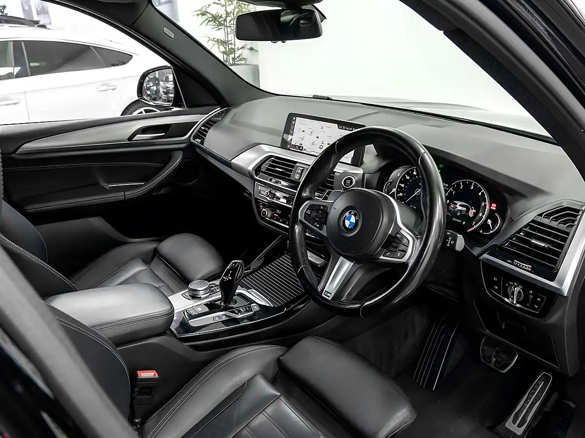 Used 2018 BMW X3 M Sport Black Sapphire Metallic - Interior and Exterior details 11