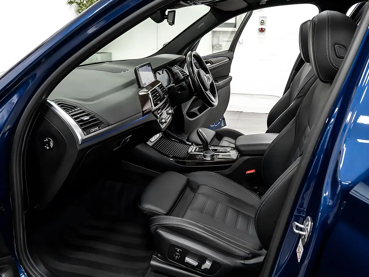 Used 2018 BMW X3 M Sport Blue - Interior and Exterior details 17