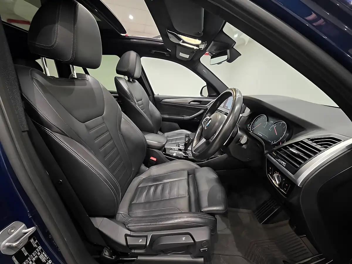 Used 2018 BMW X3 M Sport Blue - Interior and Exterior details 10