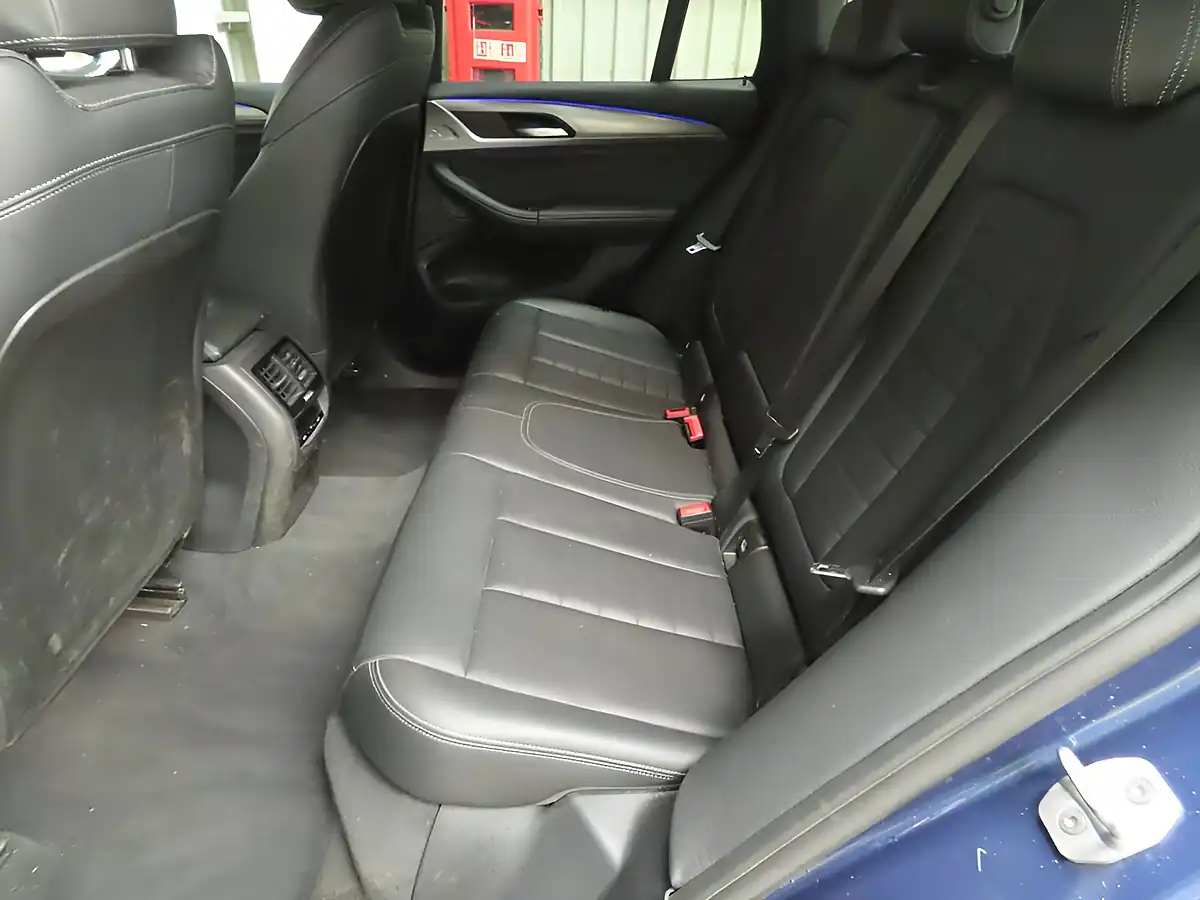 Used 2018 BMW X3 M Sport Blue - Interior and Exterior details 5