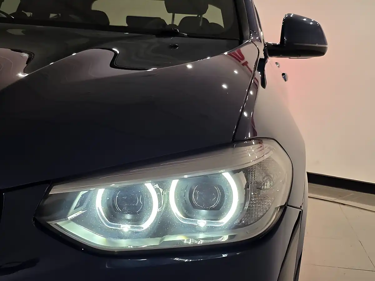 Used 2018 BMW X3 M Sport Blue - Interior and Exterior details 13