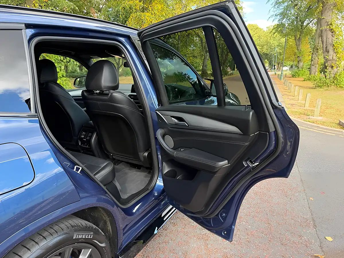 Used 2018 BMW X3 M Sport Blue - Interior and Exterior details 11