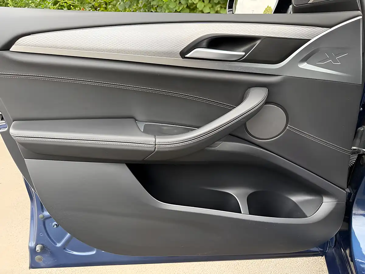 Used 2018 BMW X3 M Sport Blue - Interior and Exterior details 14