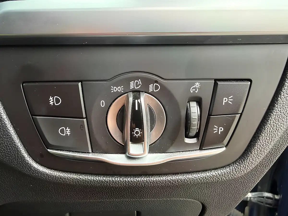 Used 2018 BMW X3 M Sport Blue - Interior and Exterior details 16