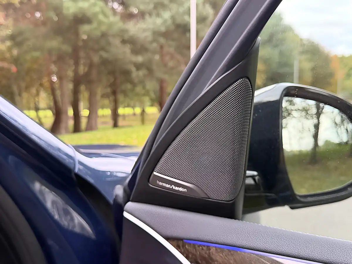 Used 2018 BMW X3 M Sport Blue - Interior and Exterior details 10