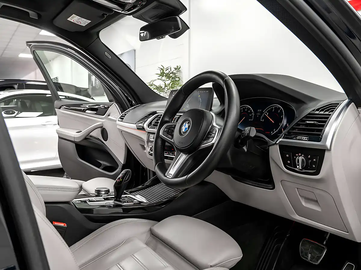 Used 2018 BMW X3 M Sport Carbon Black - Interior and Exterior details 16