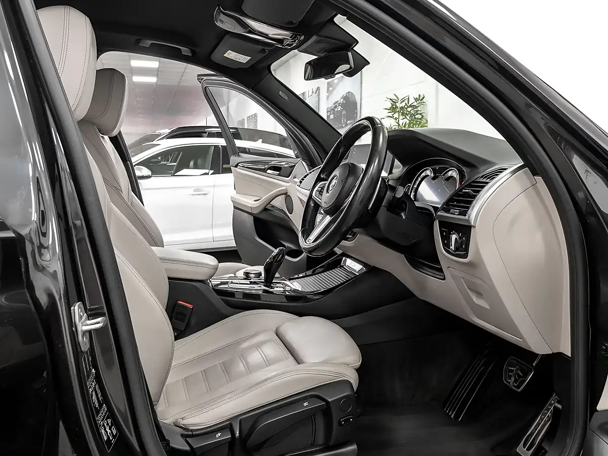 Used 2018 BMW X3 M Sport Grey - Interior and Exterior details 13