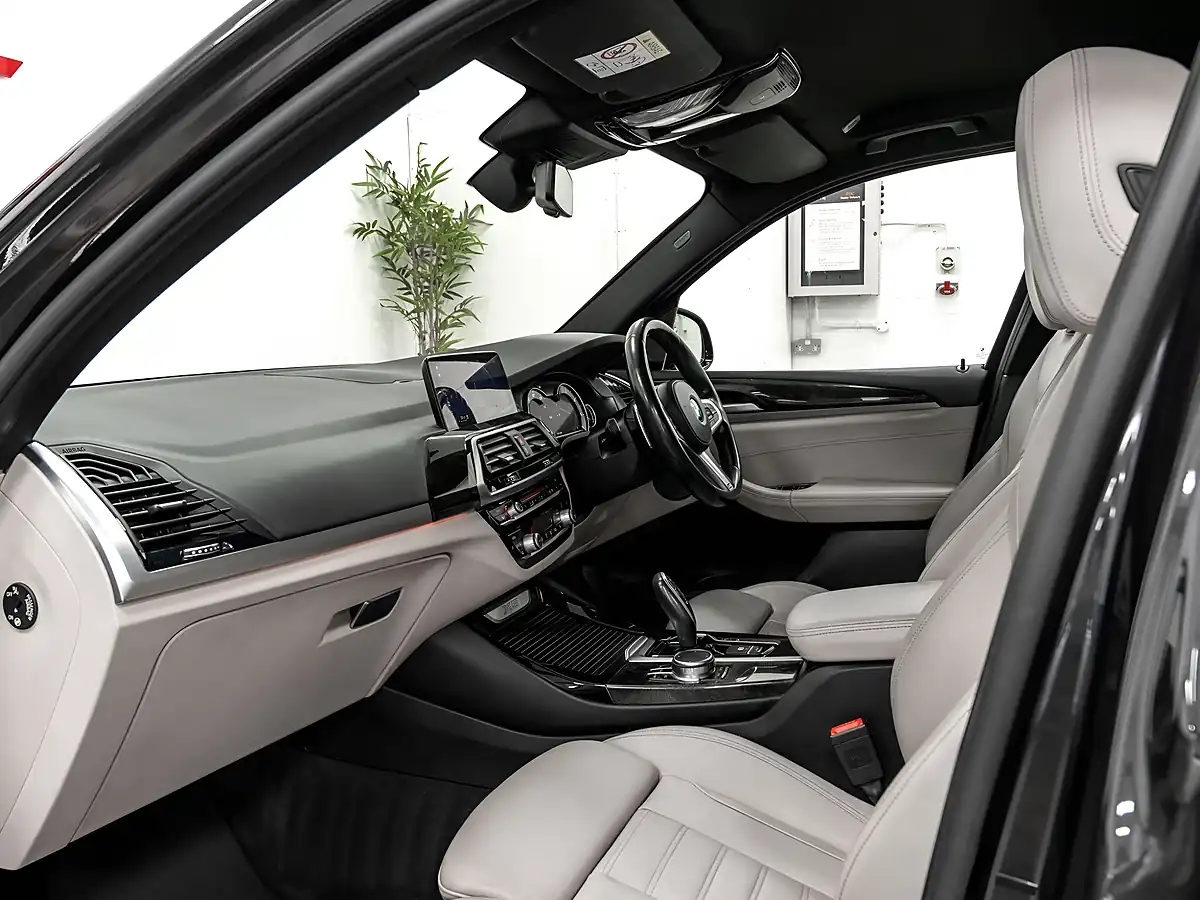 Used 2018 BMW X3 M Sport Grey - Interior and Exterior details 17