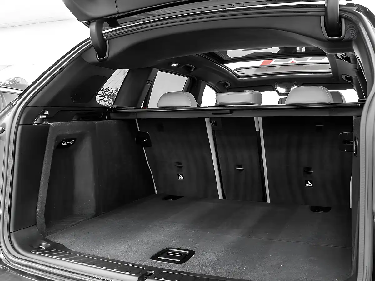 Used 2018 BMW X3 M Sport Sapphire Black - Interior and Exterior details 15