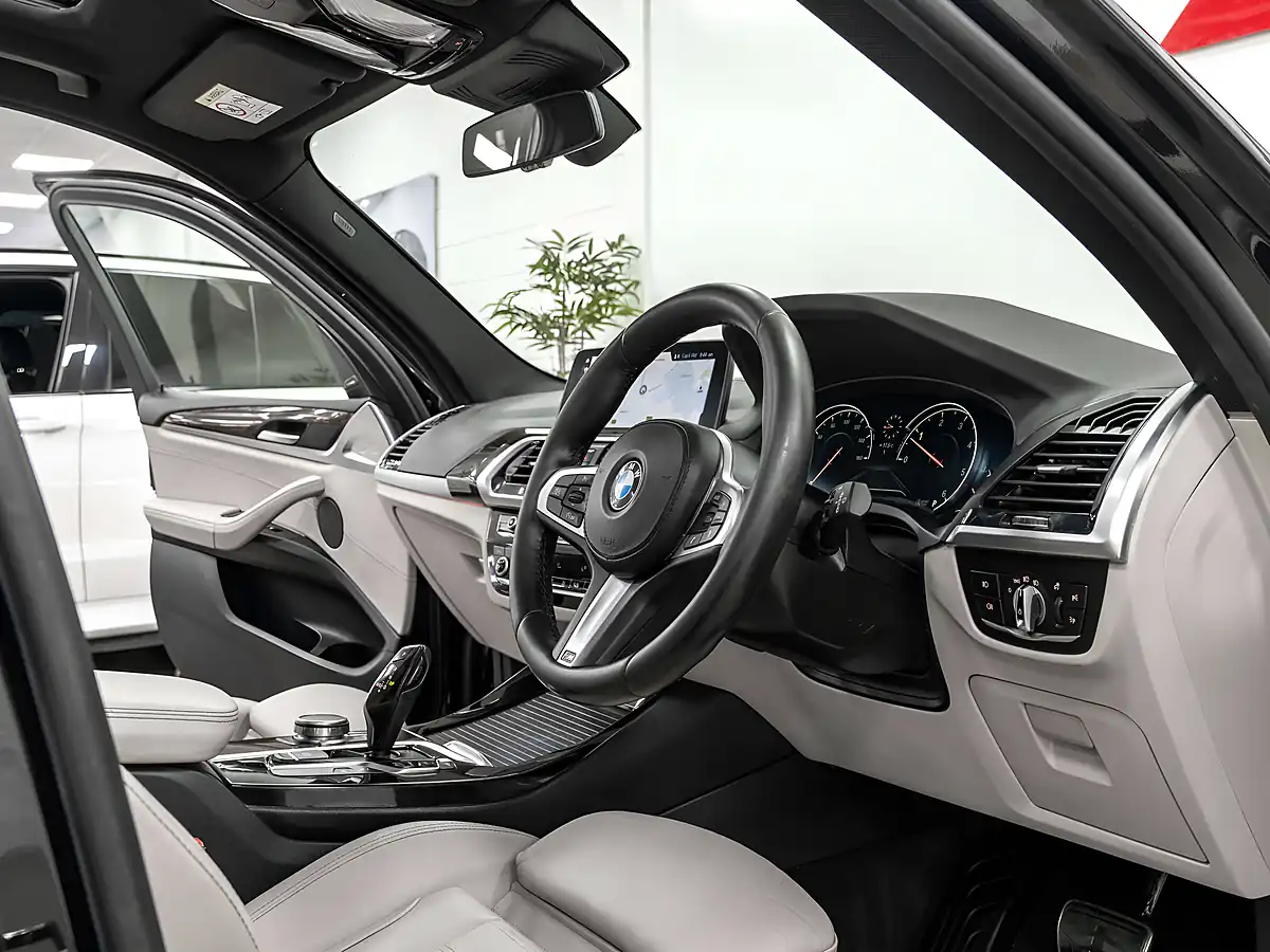 Used 2018 BMW X3 M Sport Sapphire Black - Interior and Exterior details 16