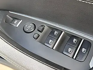 Used 2018 BMW X3 M Sport White - Interior and Exterior details 12