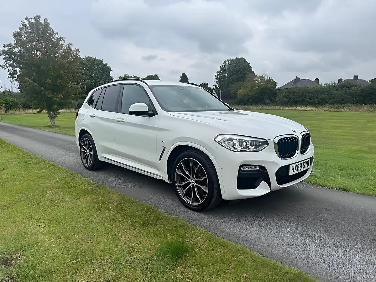Used 2018 BMW X3 M Sport White - Interior and Exterior details 10