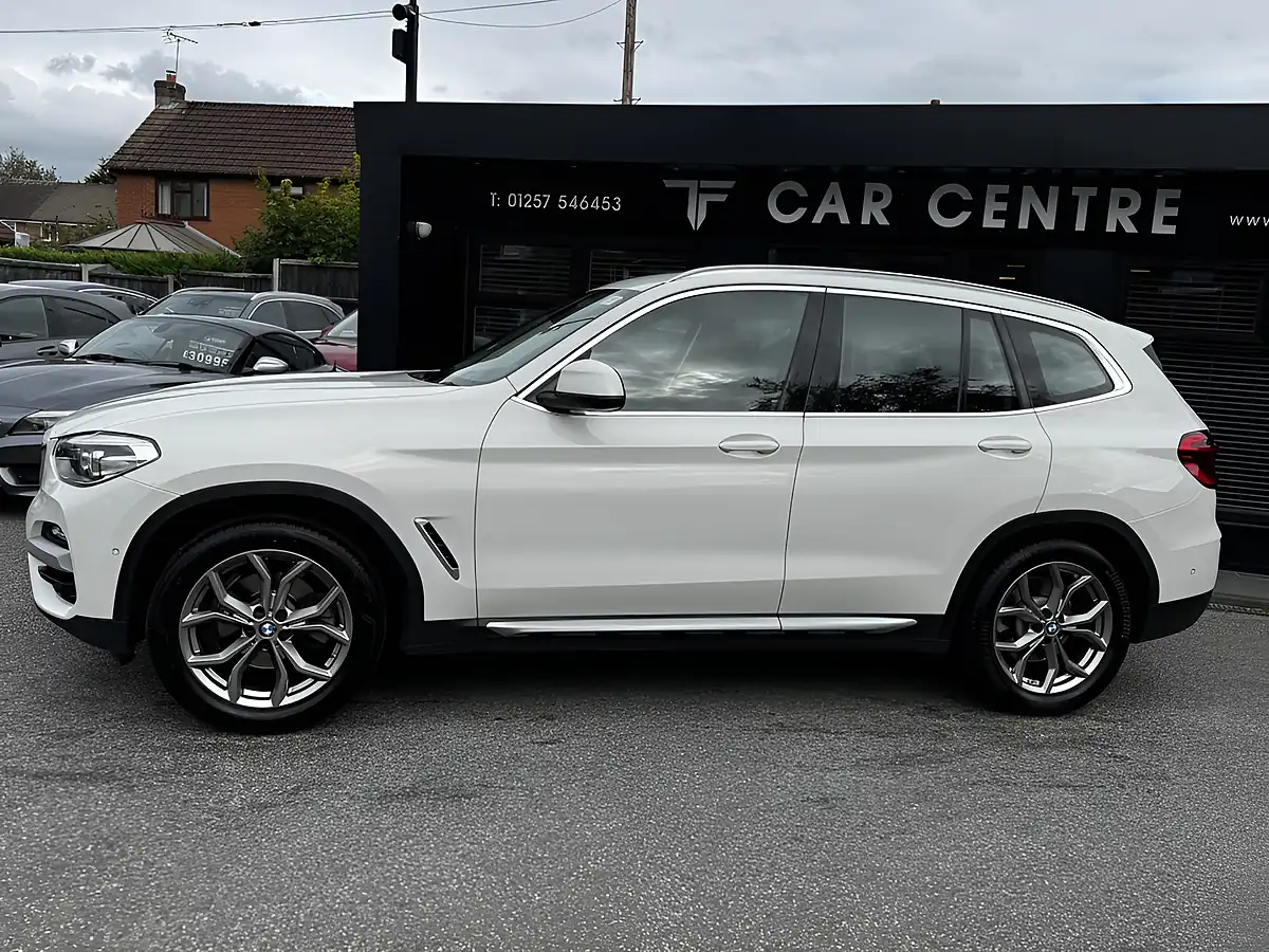Used 2018 BMW X3 Xline White - Interior and Exterior details 4