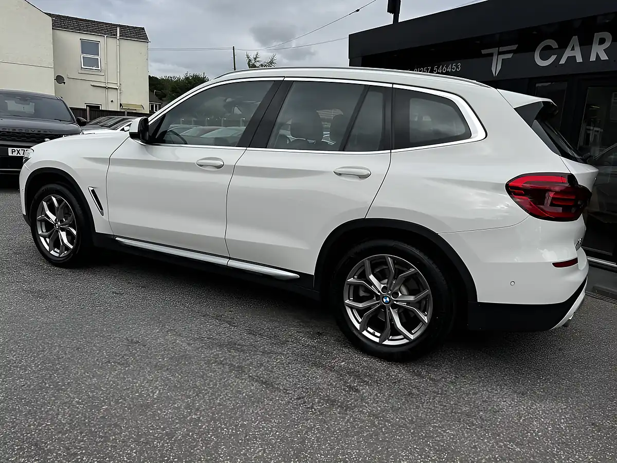 Used 2018 BMW X3 Xline White - Interior and Exterior details 5