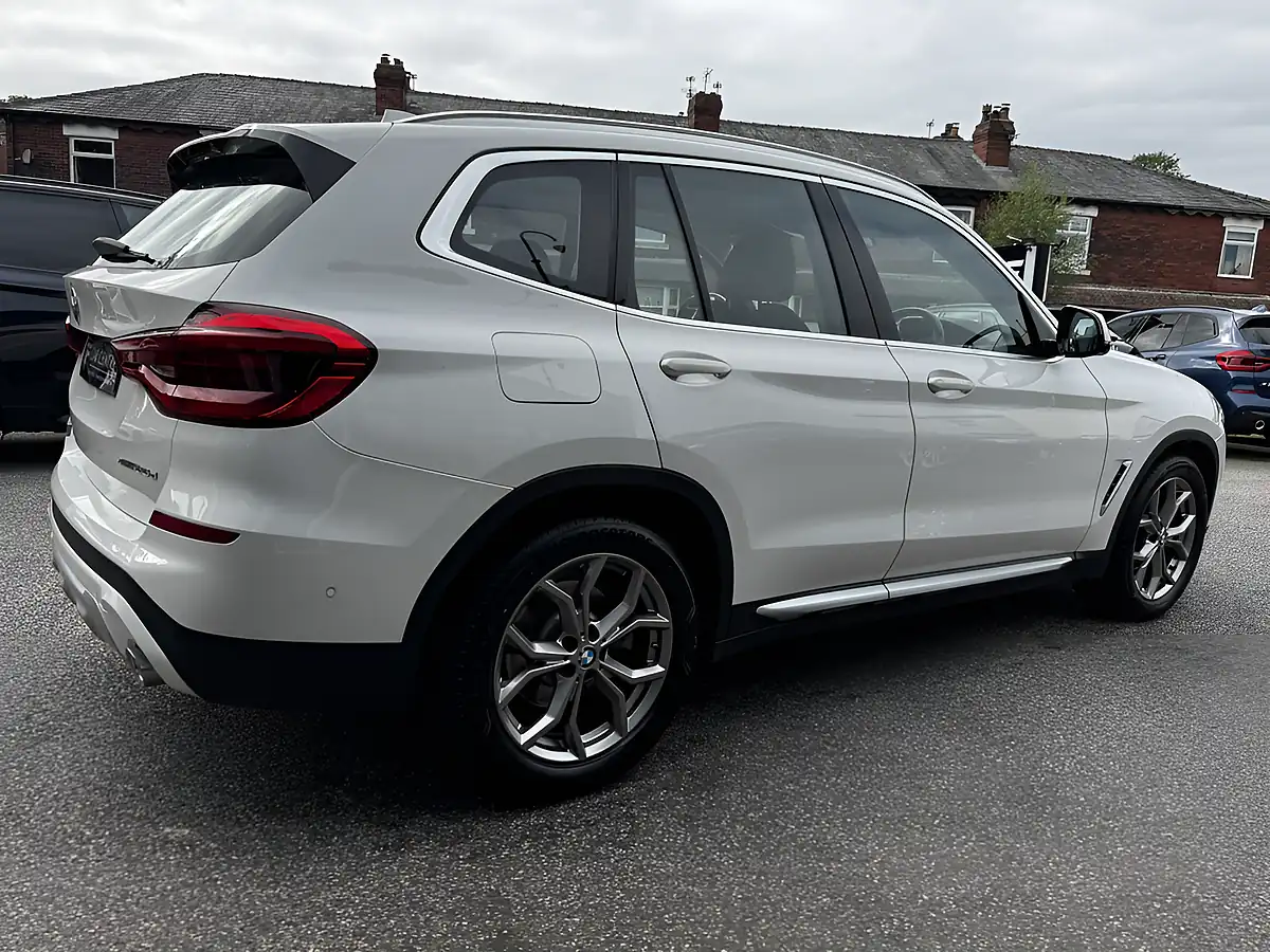 Used 2018 BMW X3 Xline White - Interior and Exterior details 9