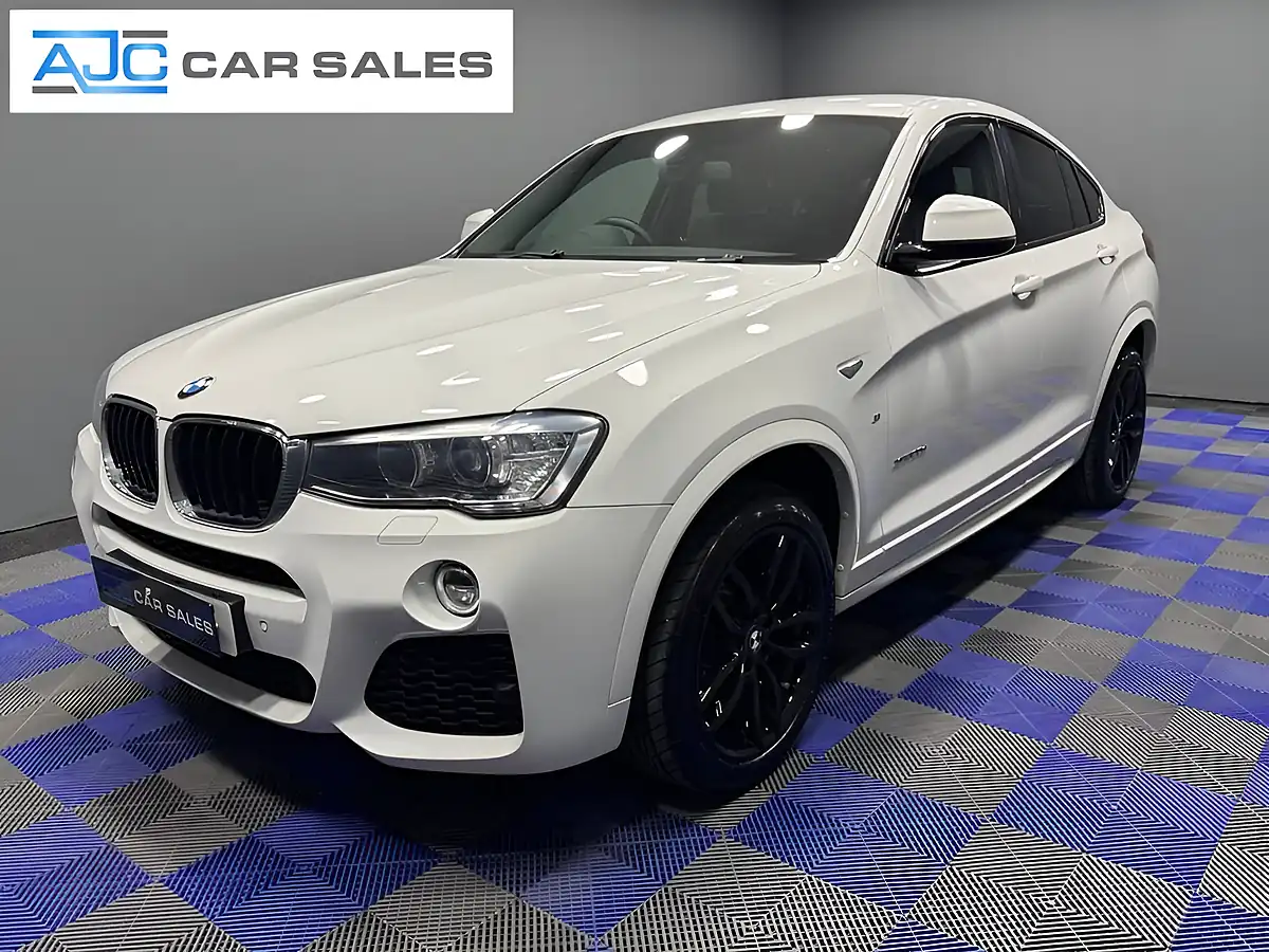 Used 2018 BMW X4 M Sport Alpine White - Front View